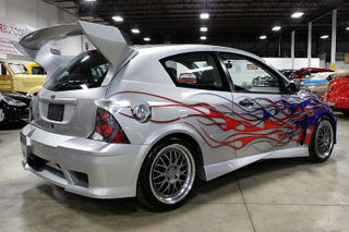 Illustration for article titled For $78,900, Will This 2000 Ford FR200 Bring Its Purchase Into Focus?